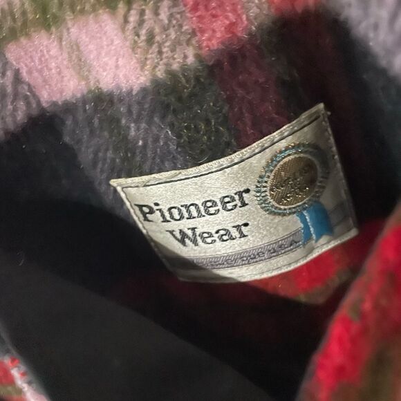 Pioneer Wear RARE Reversible Riding Poncho Wool Red Buffalo Plaid Waterproof - Picture 8 of 12